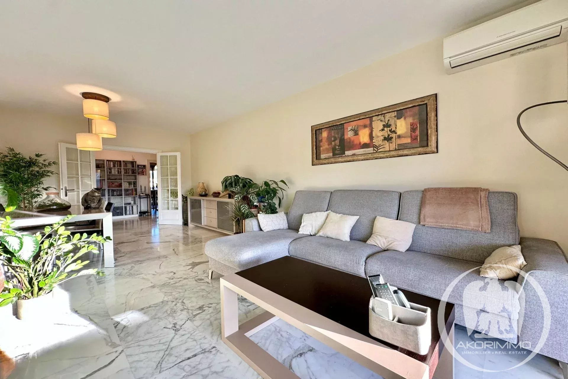 Apartment  - 4 rooms  - 108.0 m2 -