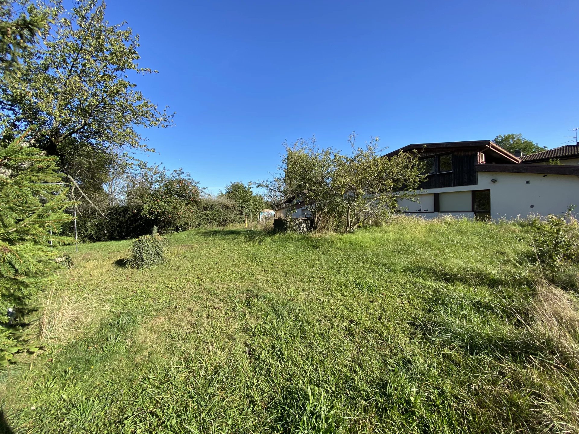 Terrain 410m2