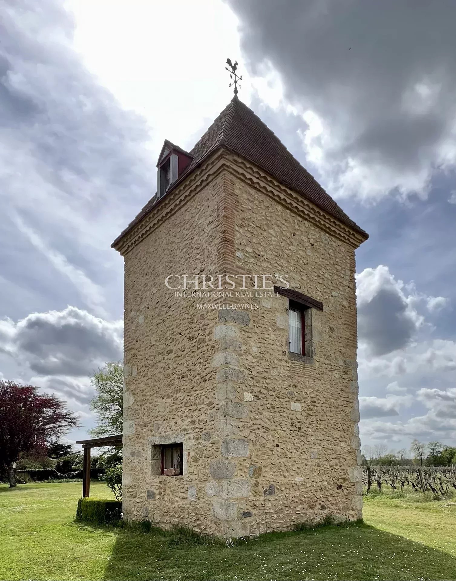 13 Bedroom Chateau's Image 11