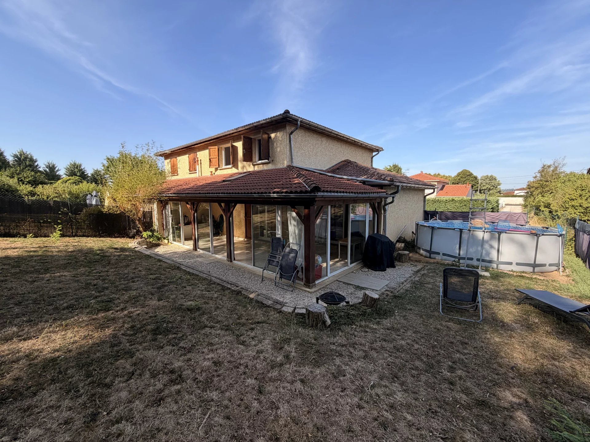 Maison Leyment proche ecole
