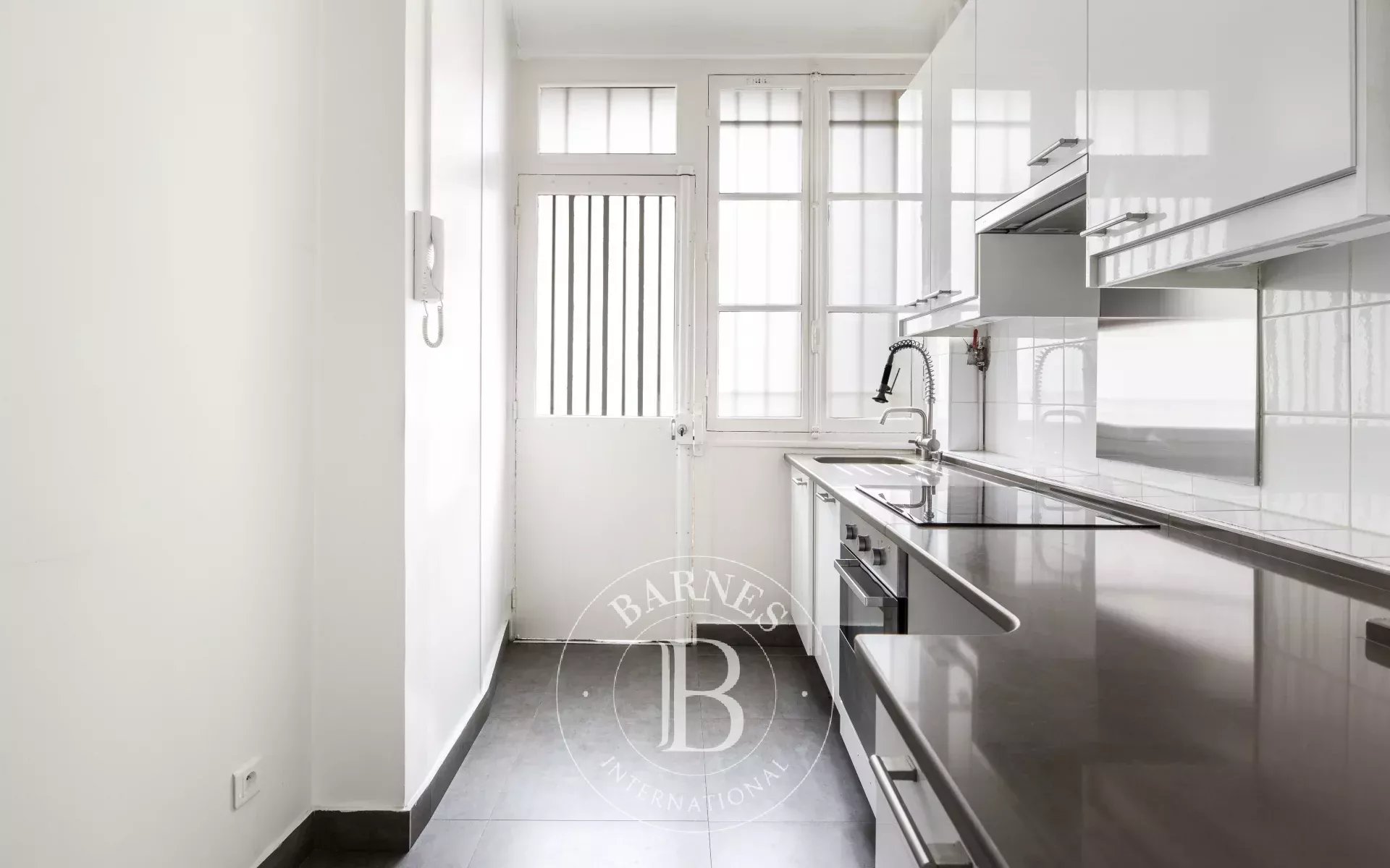 Daire Paris 9ème - picture 7