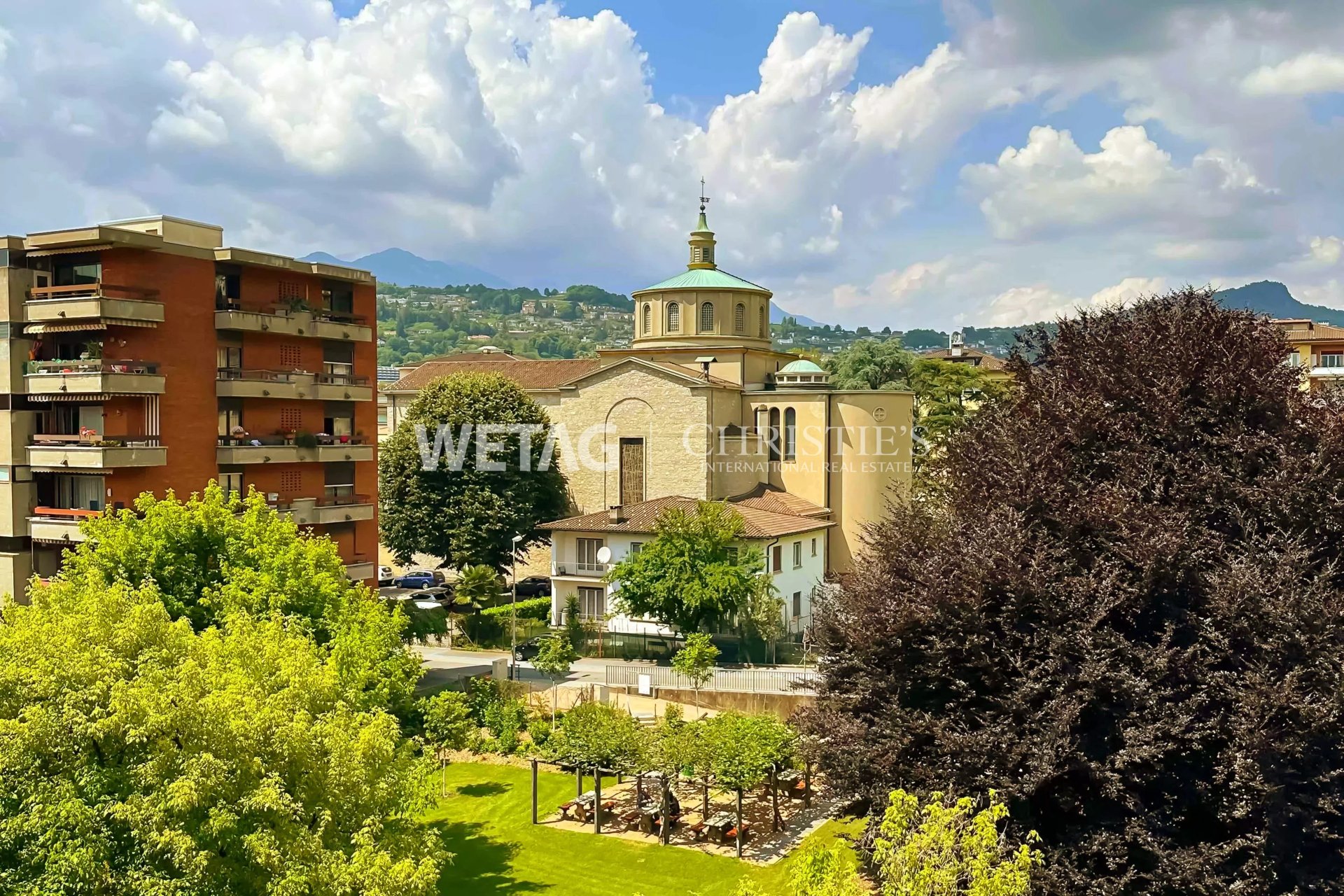 3 Bedroom Apartment/Flat's Image 4