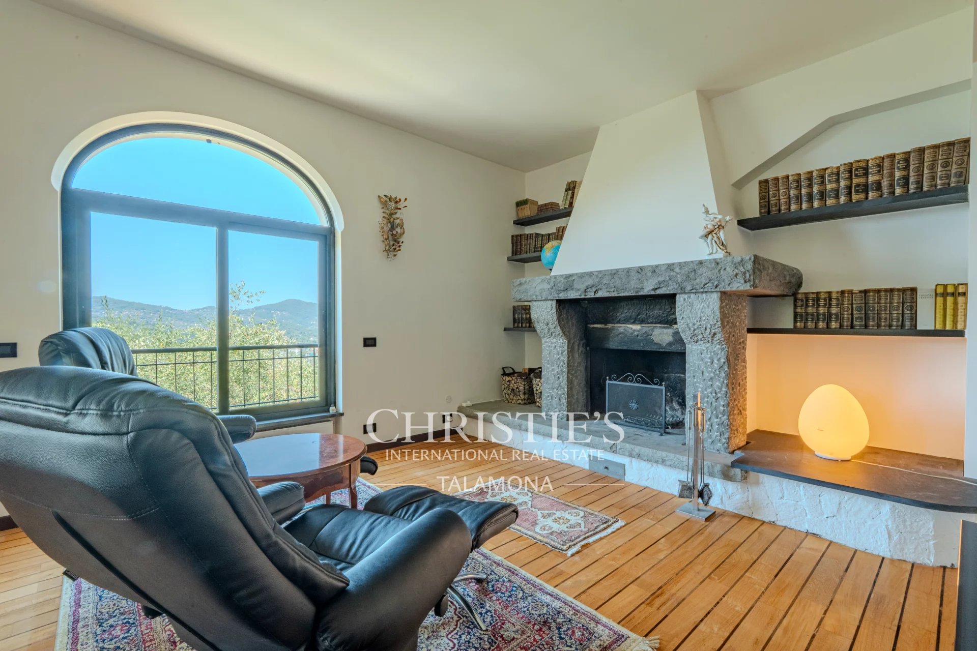 Villa/Townhouse's Image 3