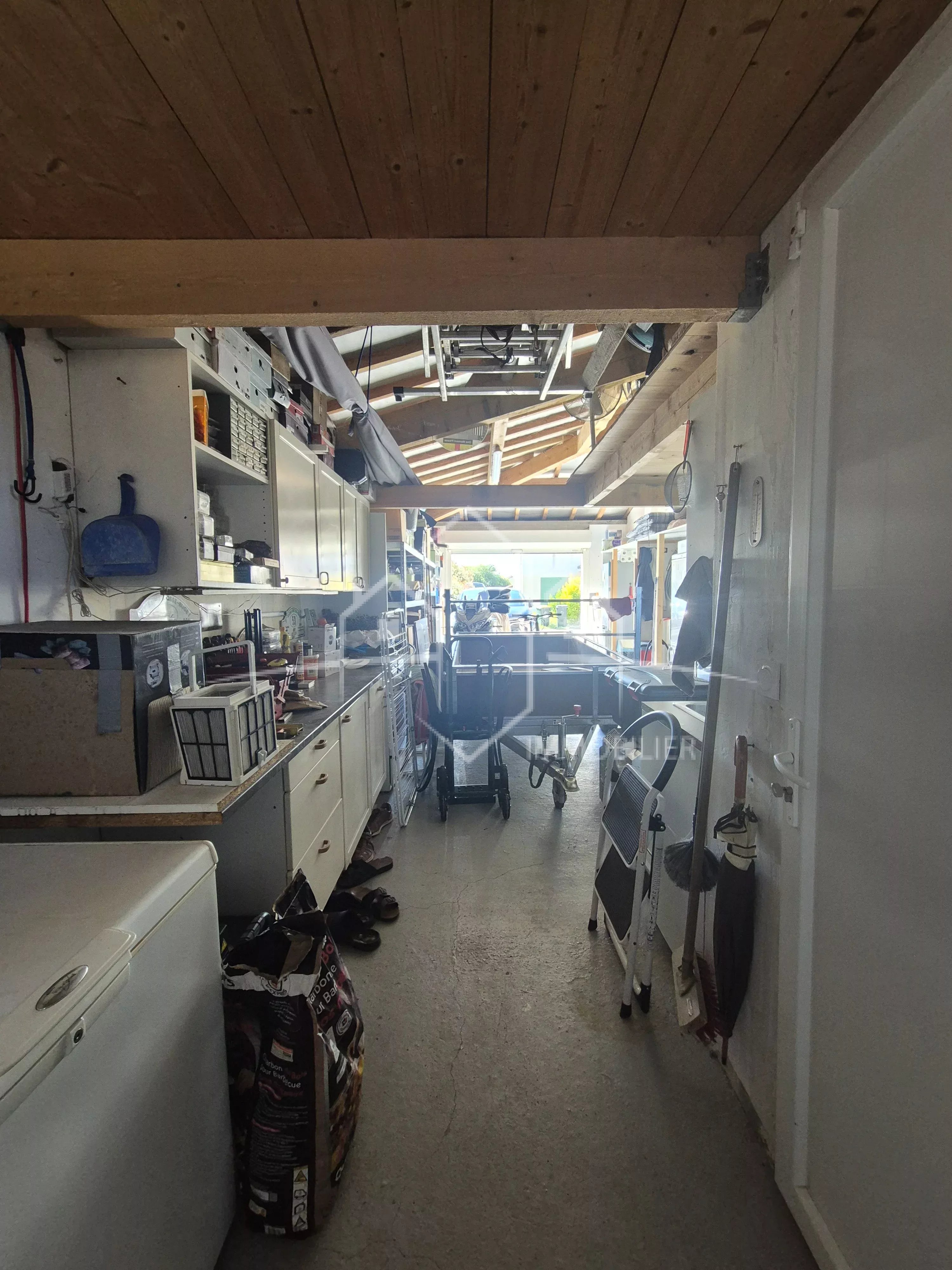 Maison familiale de 120 m² avec piscine à Saint-Maurice-l'Exil