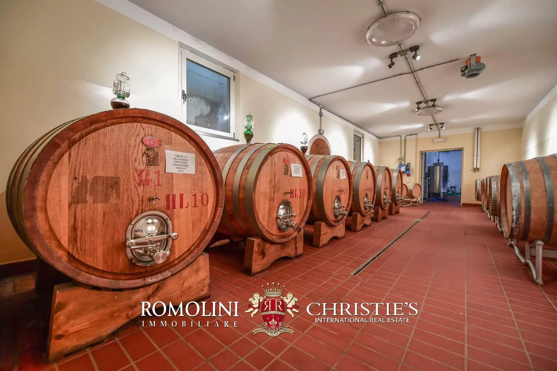 3 Bedroom Vineyard's Image 43