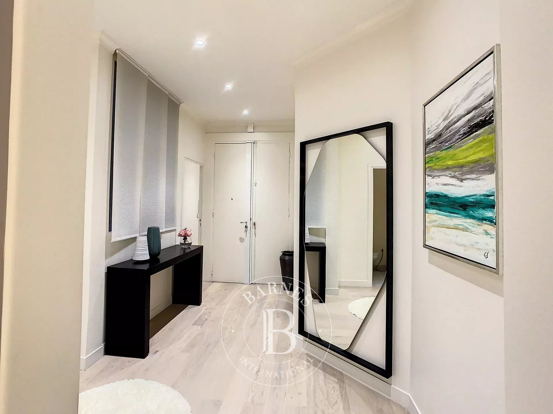 Daire Paris 8ème - picture 4