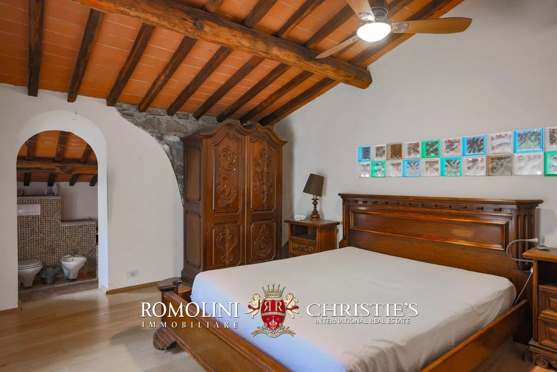 19 Bedroom Villa/Townhouse's Image 48