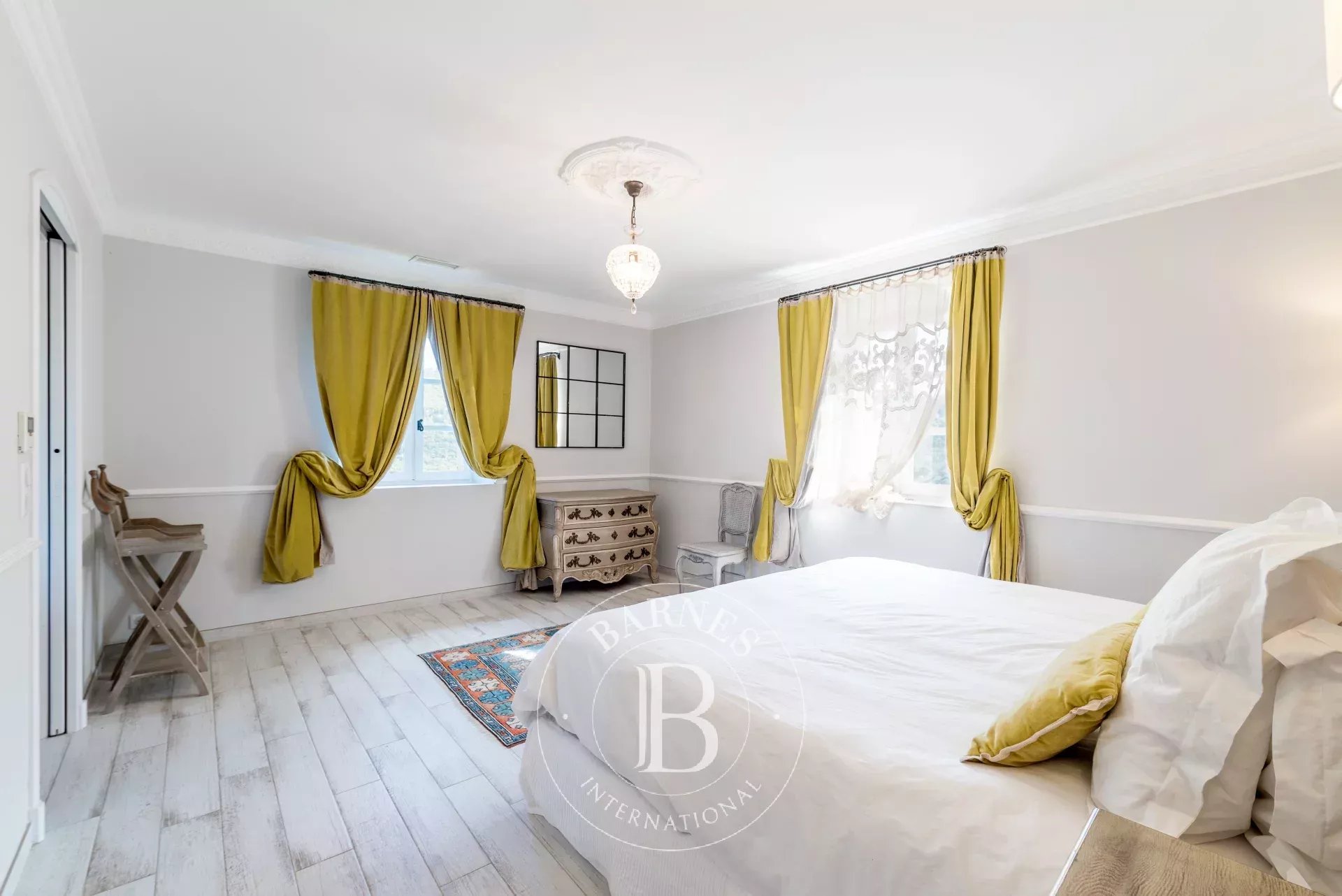 Le Bar-sur-Loup  - Villa  6 Chambres - picture 6