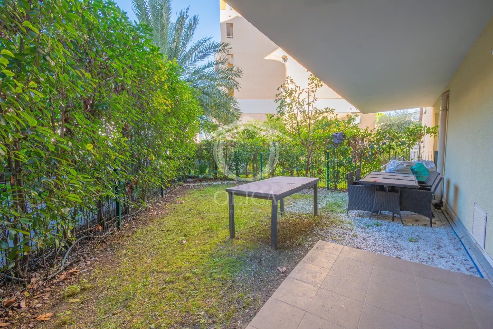 Agence immobilière de 