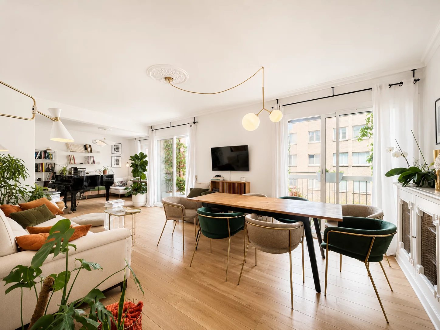 TOULOUSE -MATABIAU, Appartement T4/T5 de 105 M², terrasse,,cave et parking