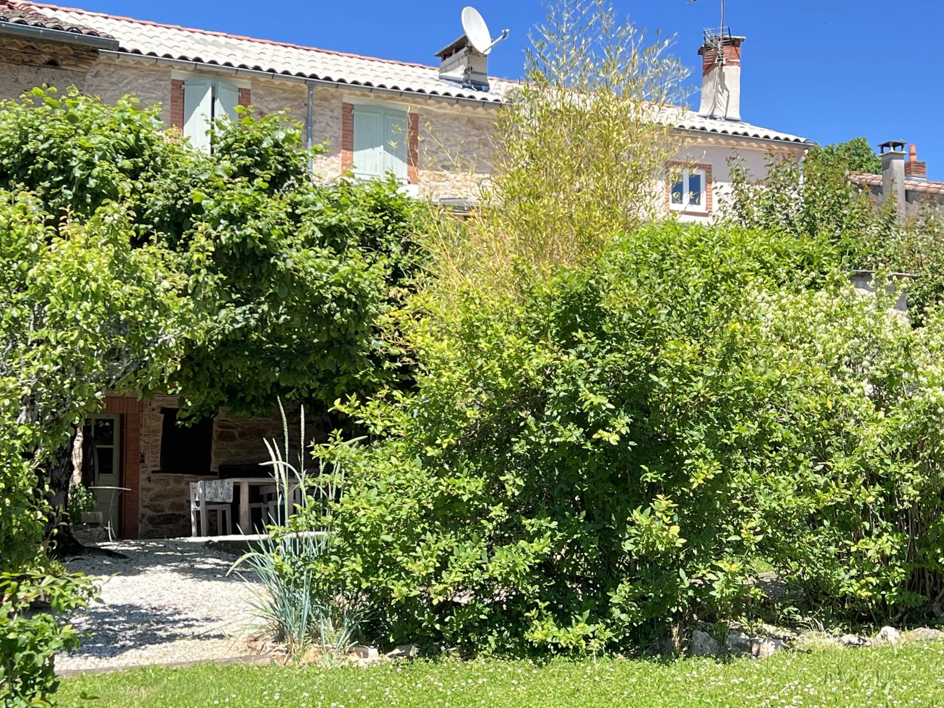 Maisons avec garage et jardin