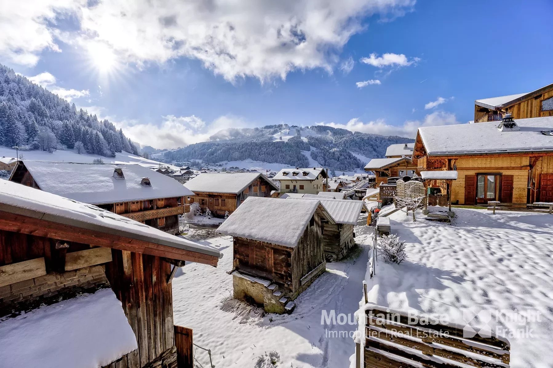 Photo of 6 bedroom chalet in a sought-after area