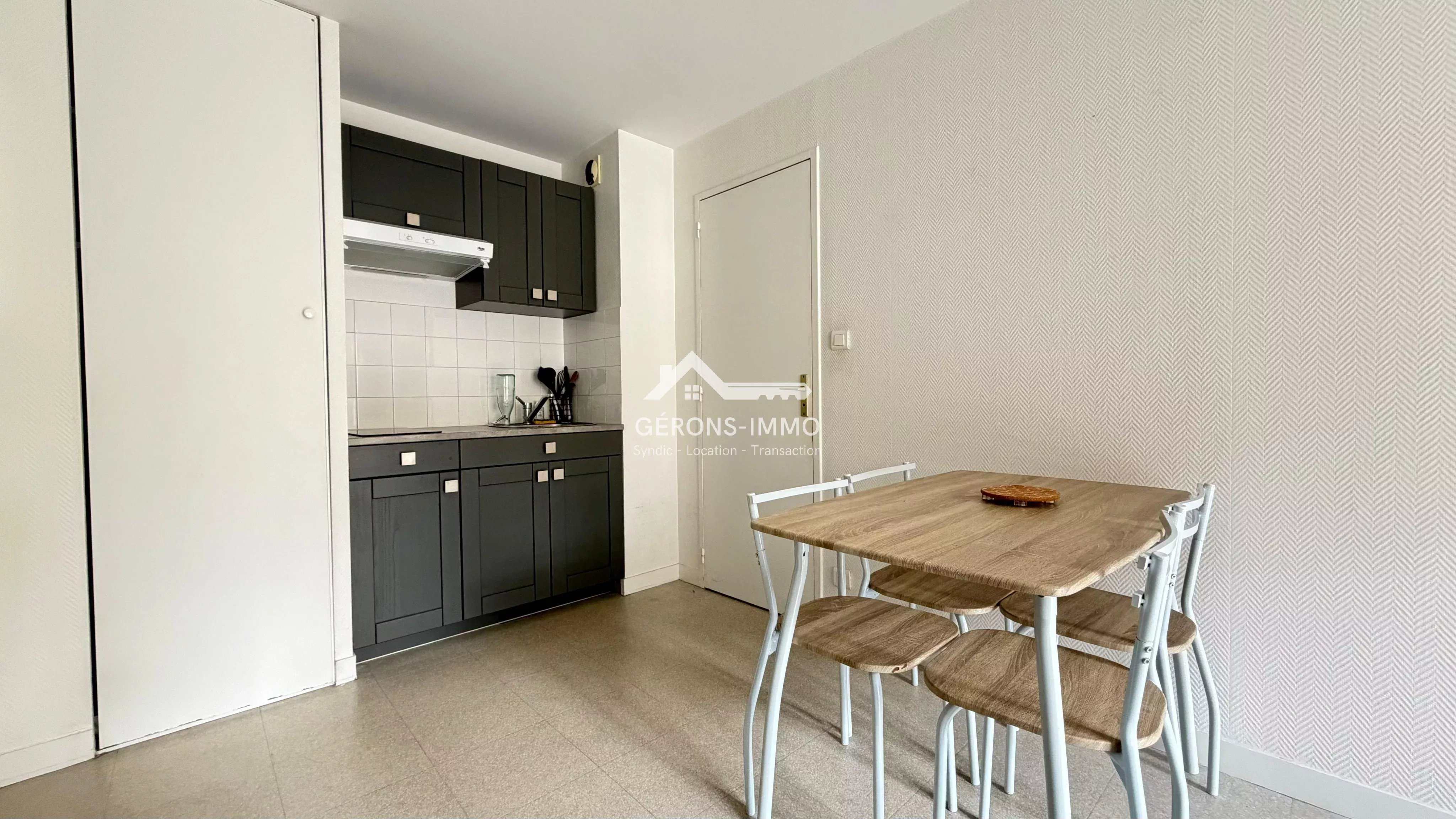 Location: Appartement STUDIO – Nantes, République - Photo 2
