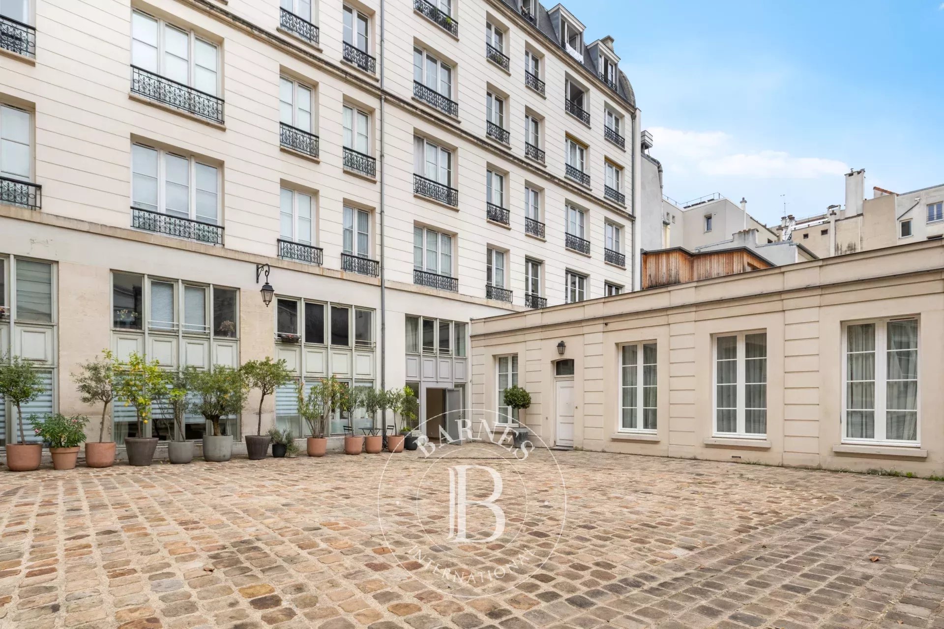 Daire Paris 3ème - picture 17