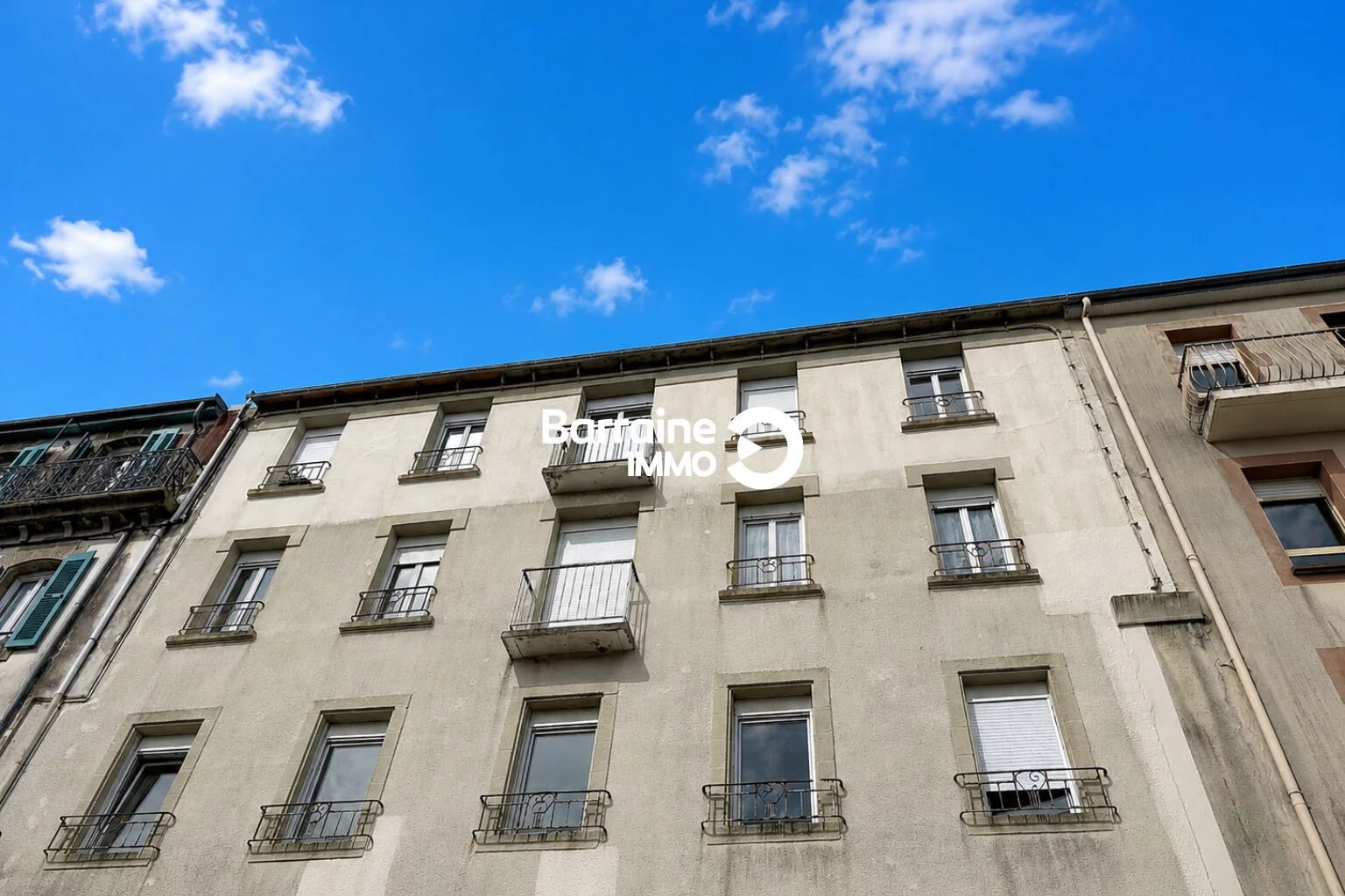 LOCATION BREST CENTRE-VILLE APPARTEMENT T3 MEUBLLE