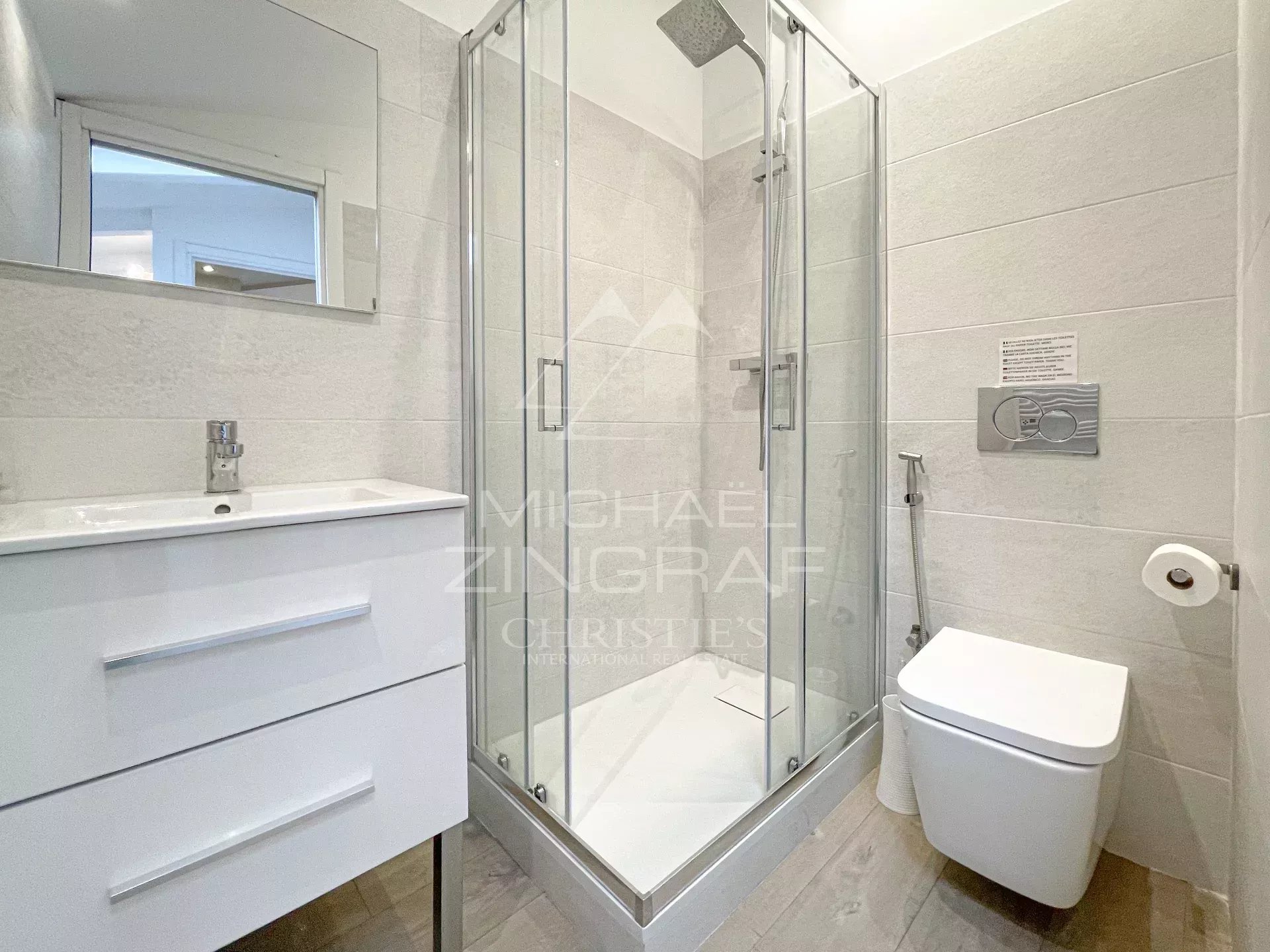 2 Bedroom Apartment/Flat's Image 12
