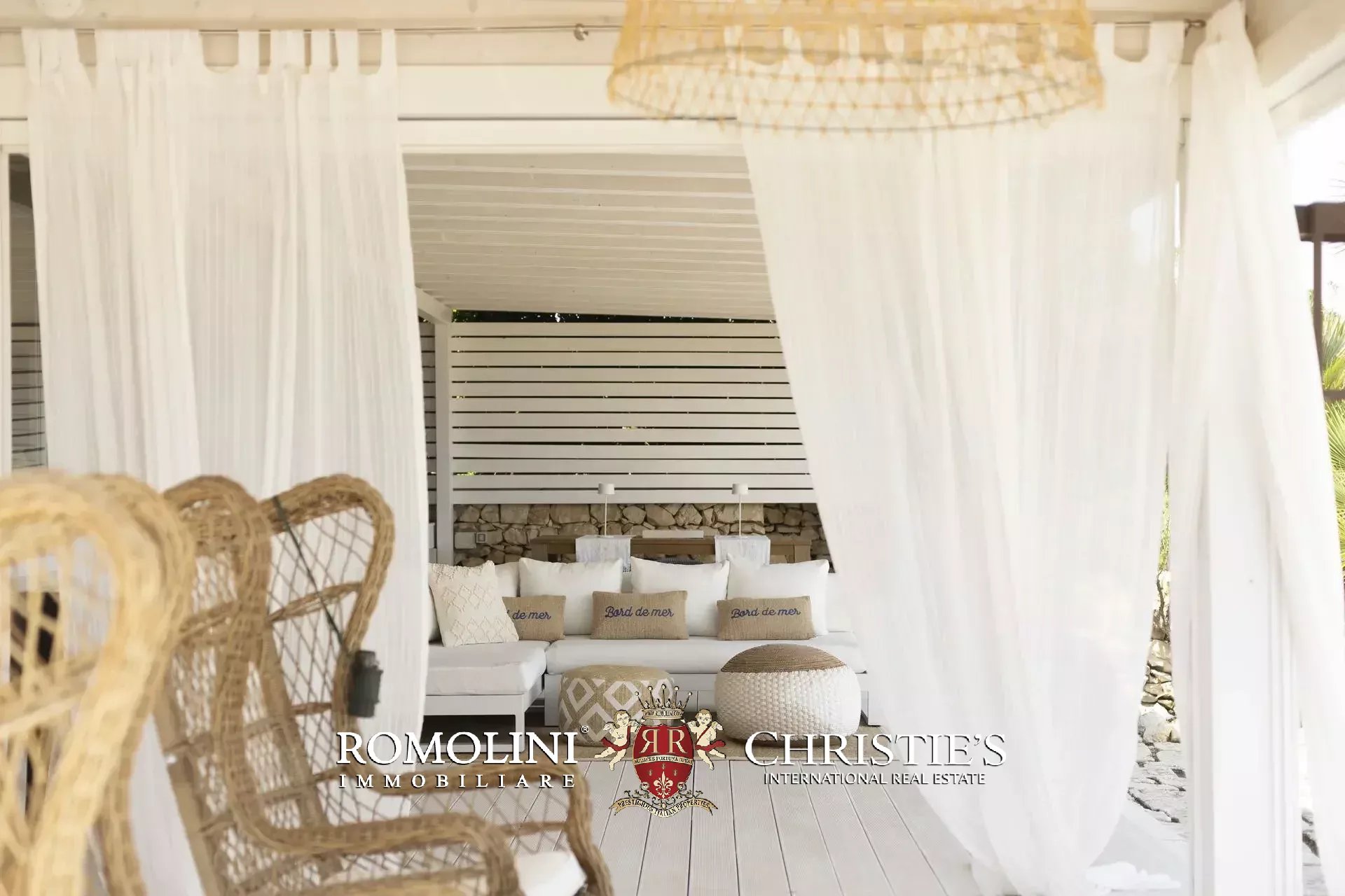 4 Bedroom Villa/Townhouse's Image 37
