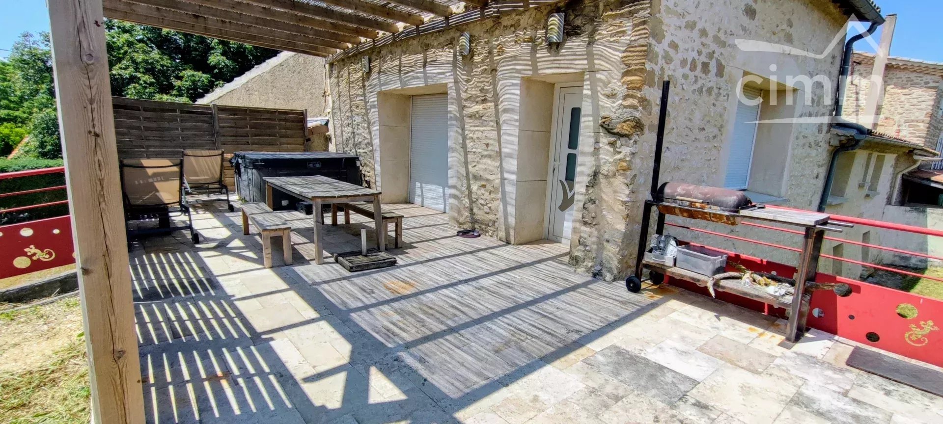 Agence immobilière de 