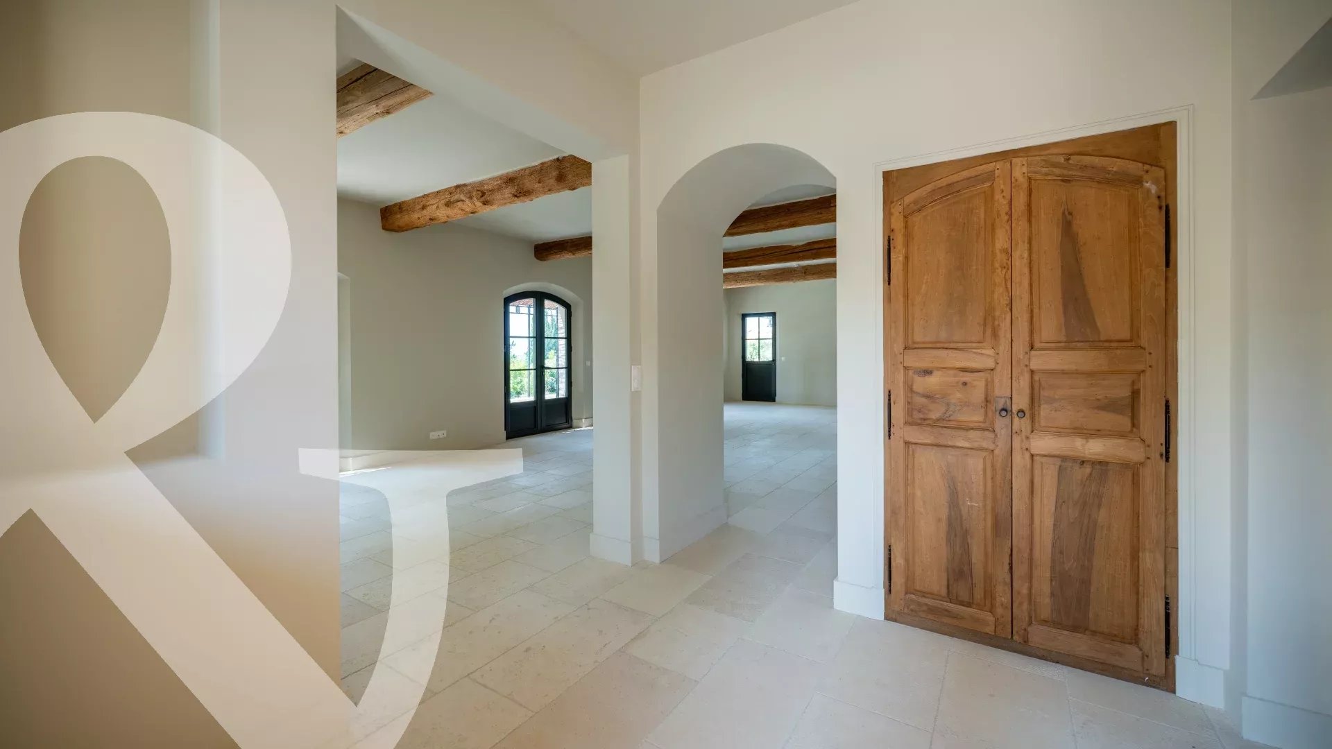 CONSTRUCTION NEUVE A PIED DU VILLAGE