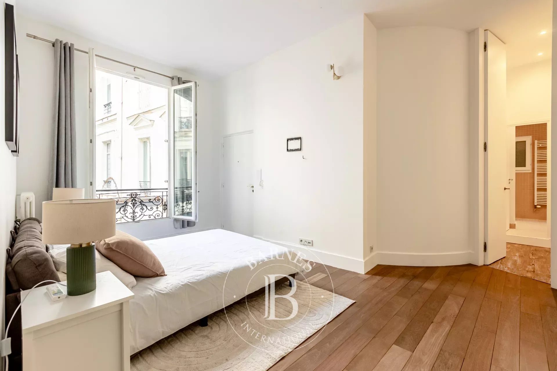 Paris  - Appartement 4 Pi&egrave;ces 3 Chambres - picture 5