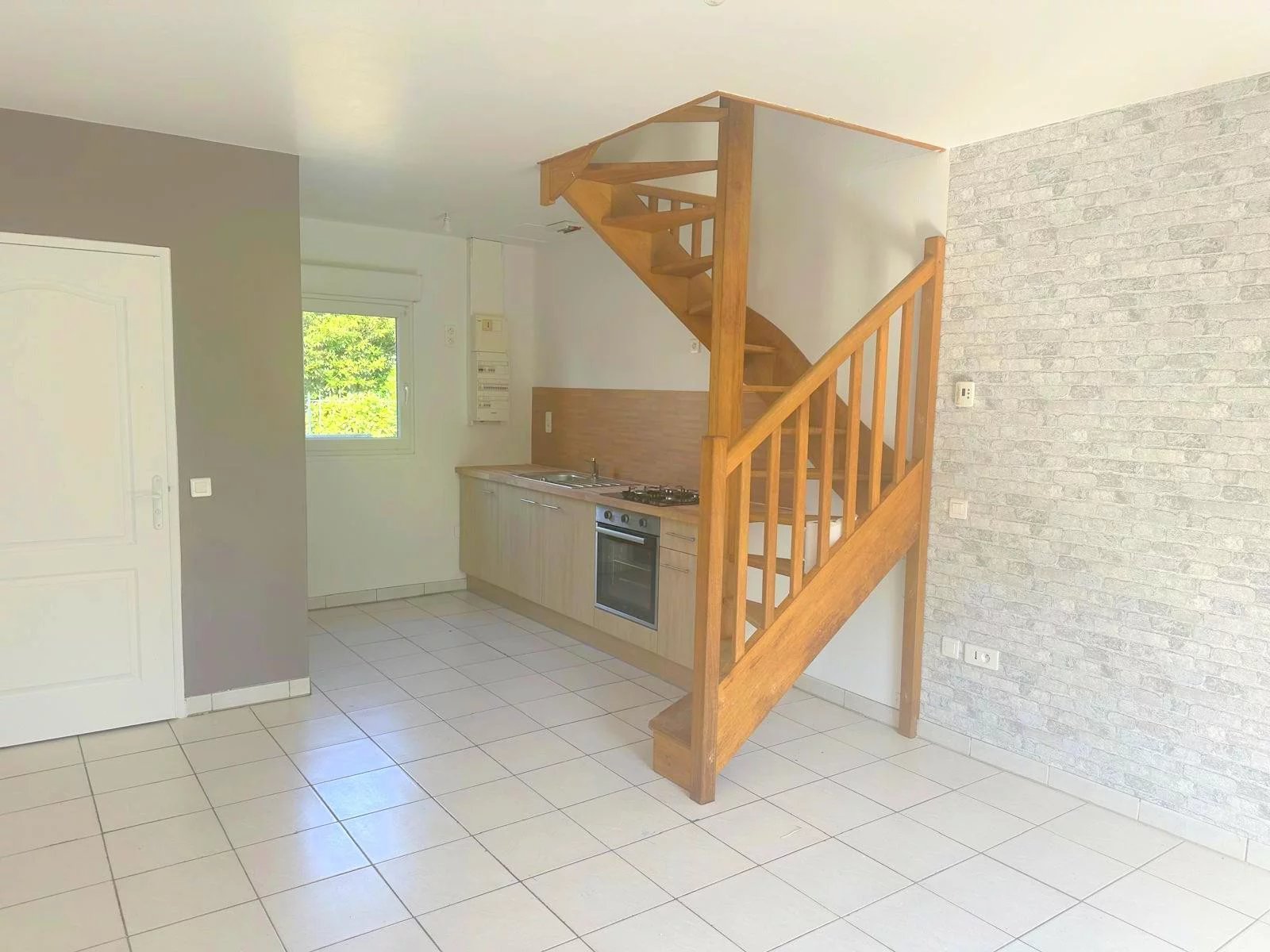 Location Appartement Ploumagoar