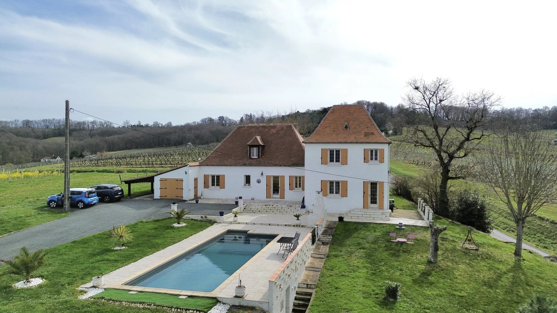 Beautiful property in the Vineyards, near Bergerac