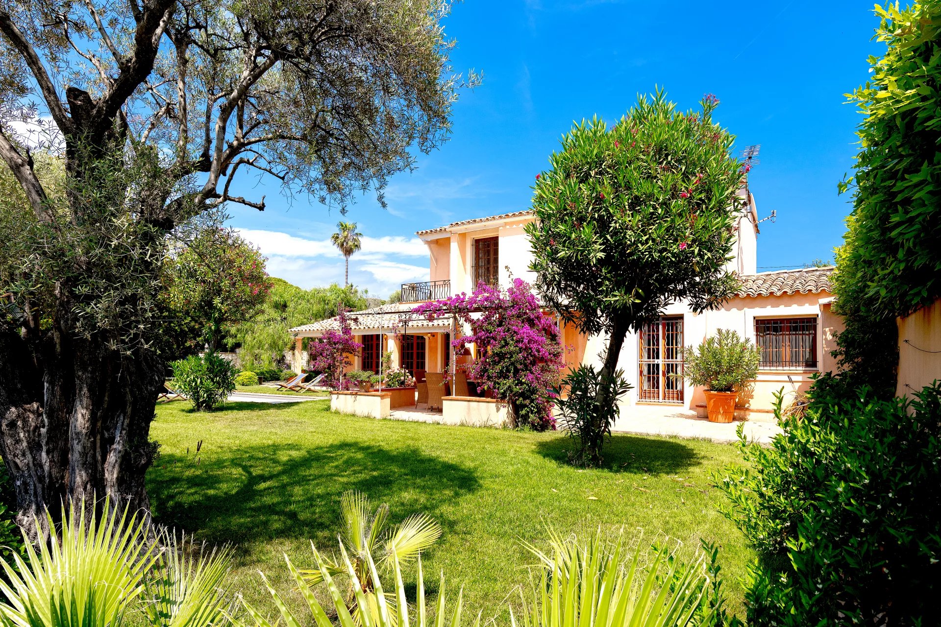 Cap d'Antibes - 4 bedrooms villa