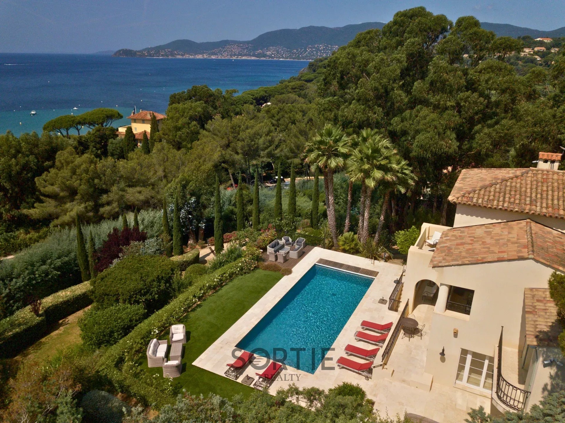 Agence immobilière de Sortie Realty