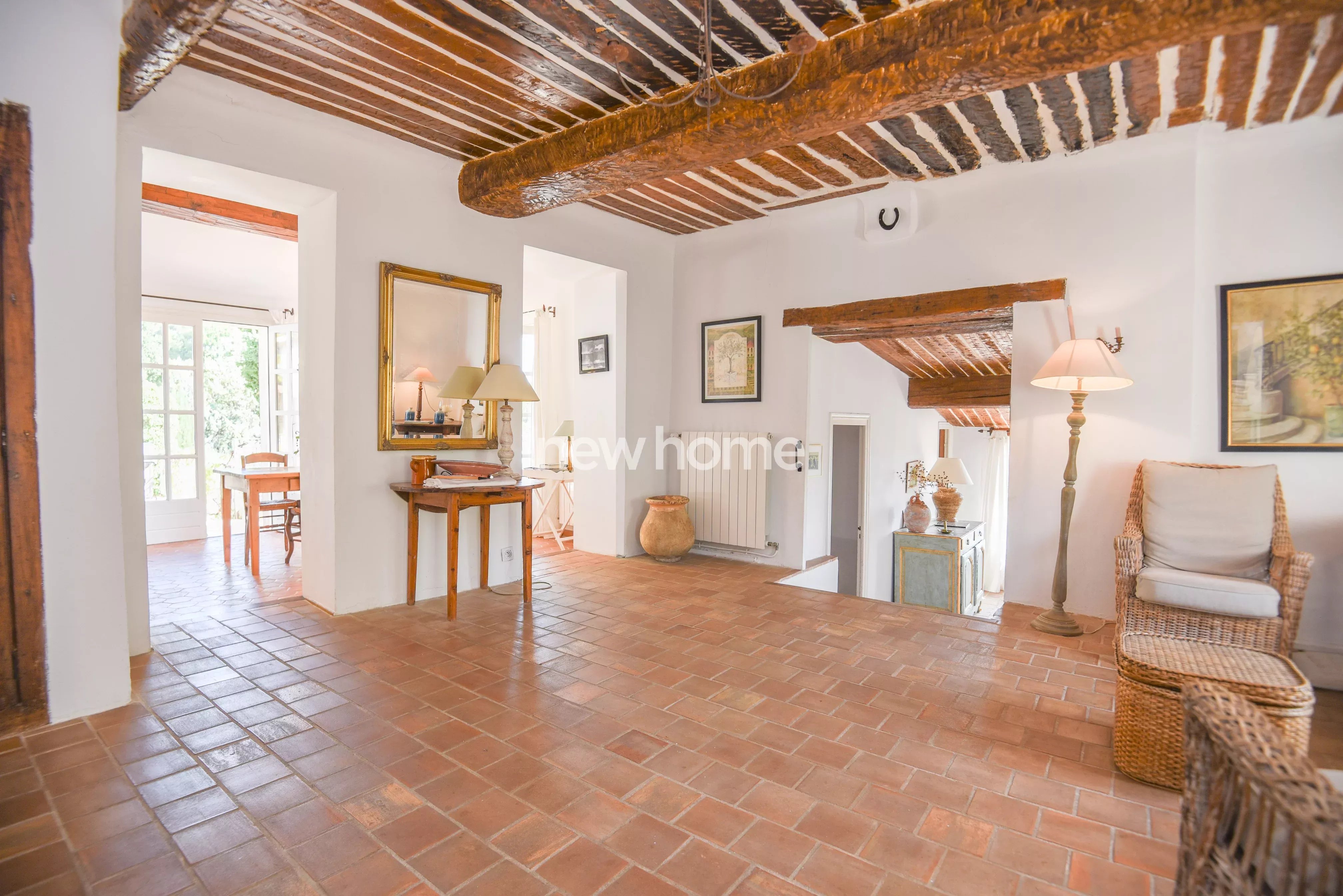 Superbe bastide ancienne en pierre près du charmant village de Flayosc