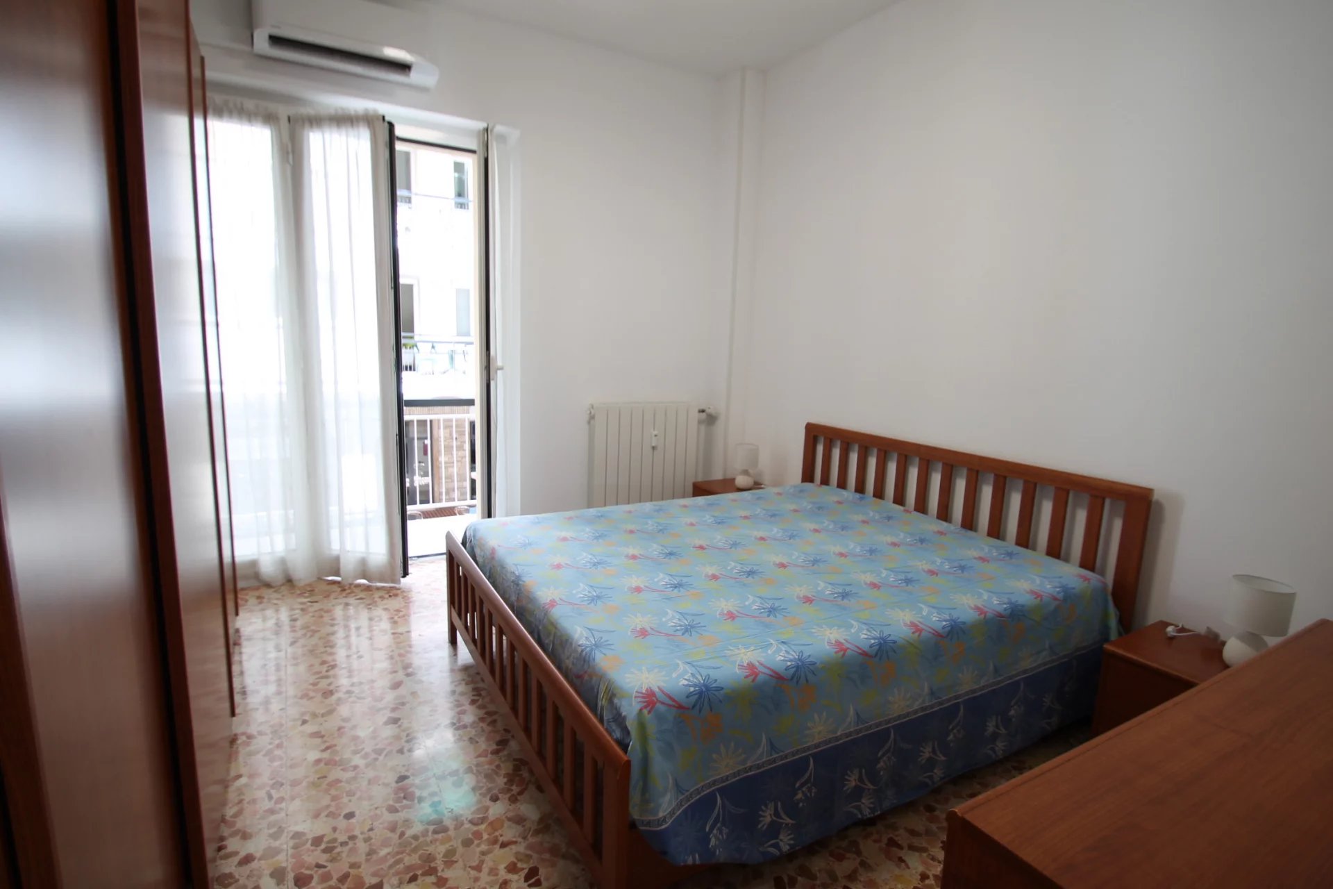 Affitto stagionale Appartamento Loano