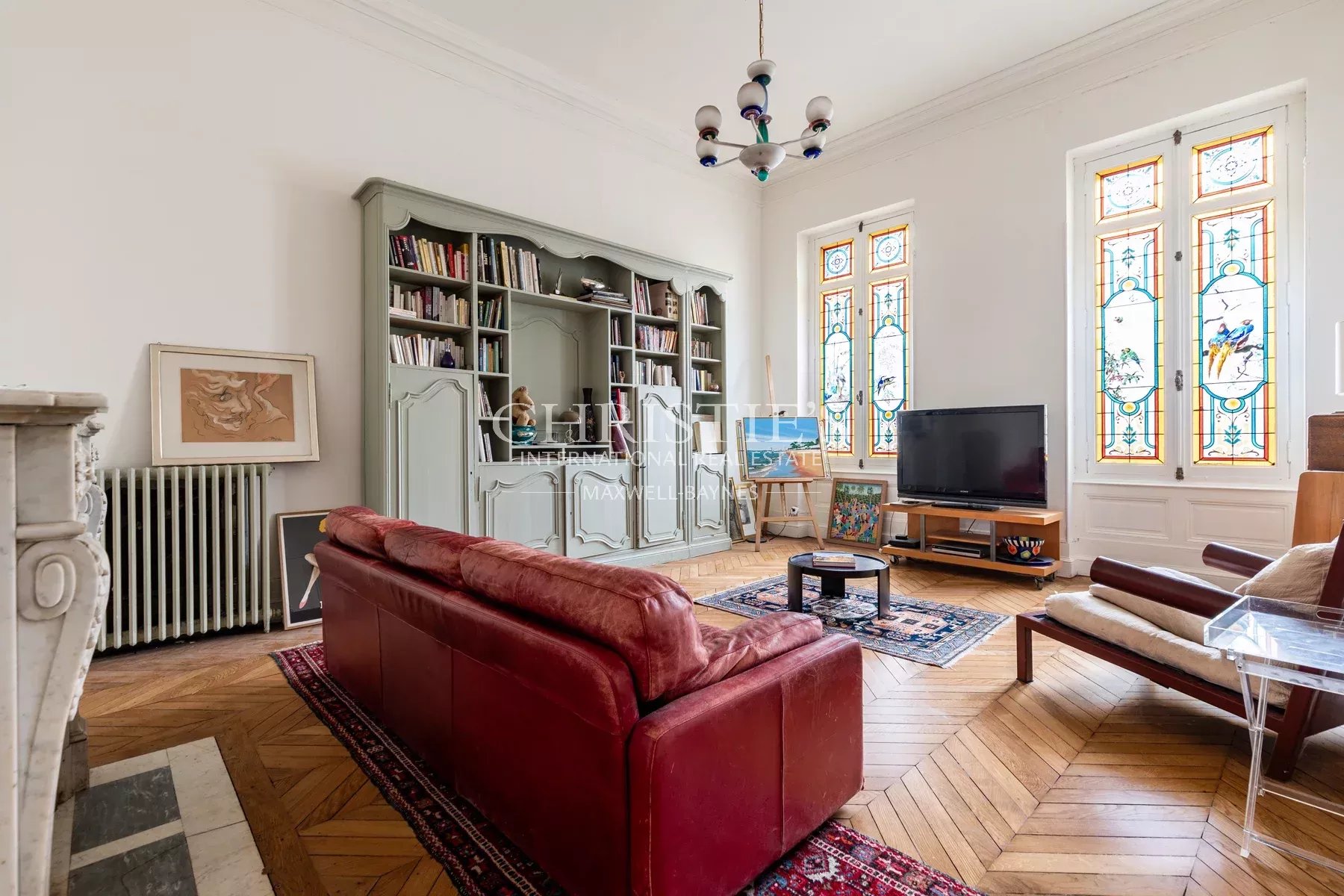 6 Bedroom Villa/Townhouse's Image 3