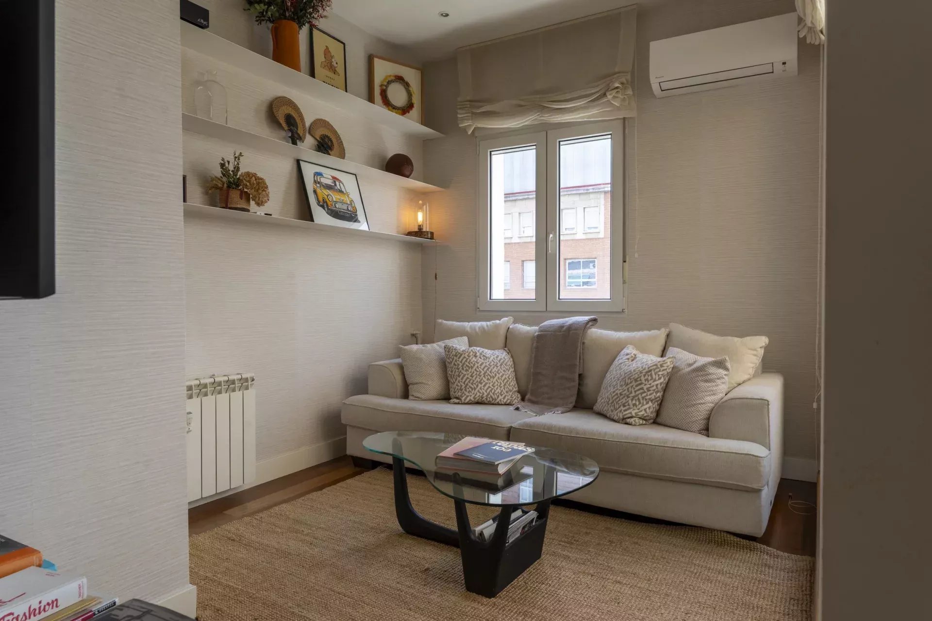Exclusive Penthouse with Private Terrace in the Heart of Salamanca - picture 18