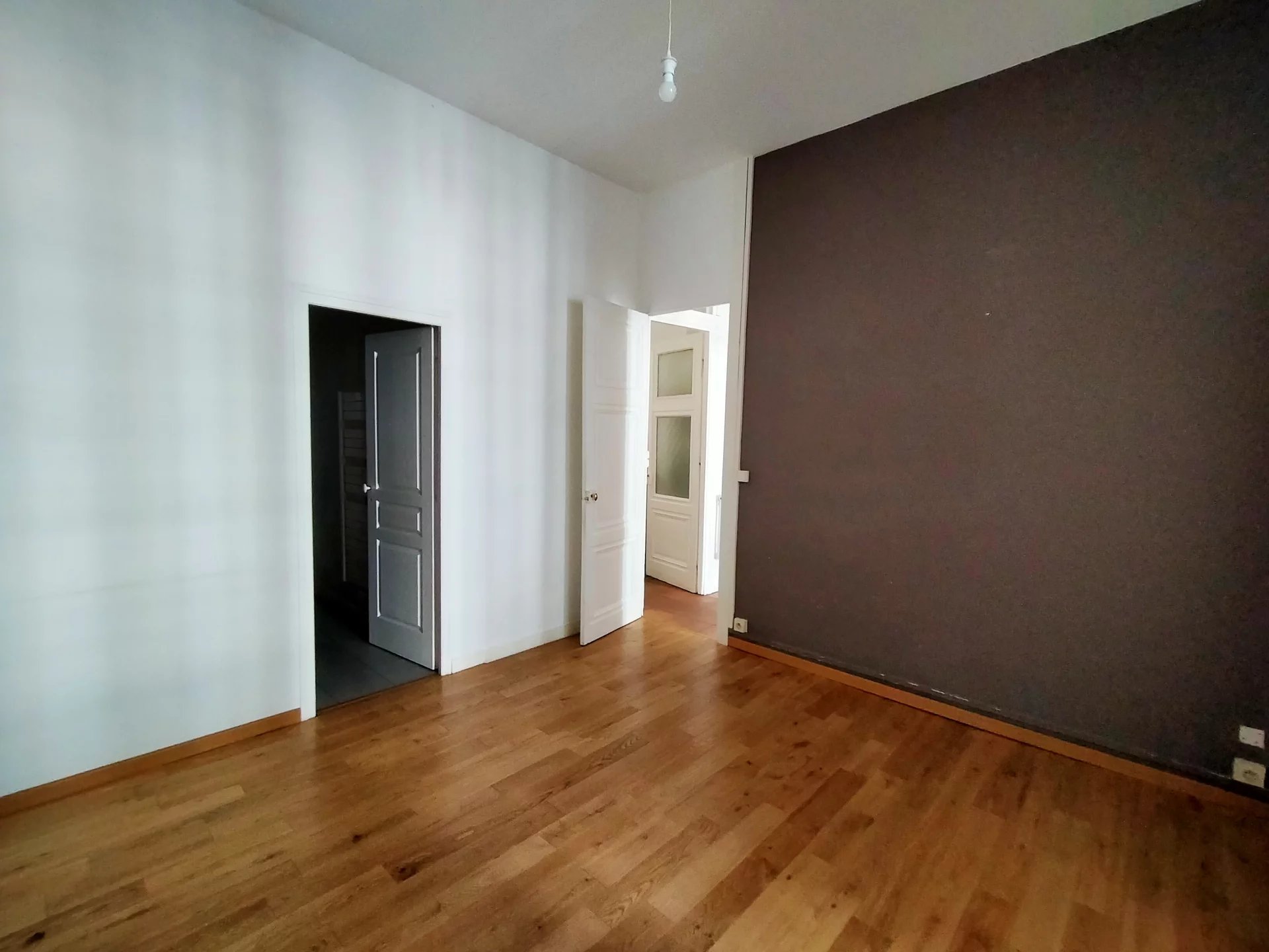 86189242 Location Lyon 6ème