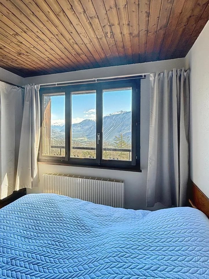 Charmant chalet mitoyen avec vue et ensoleillement exceptionnel