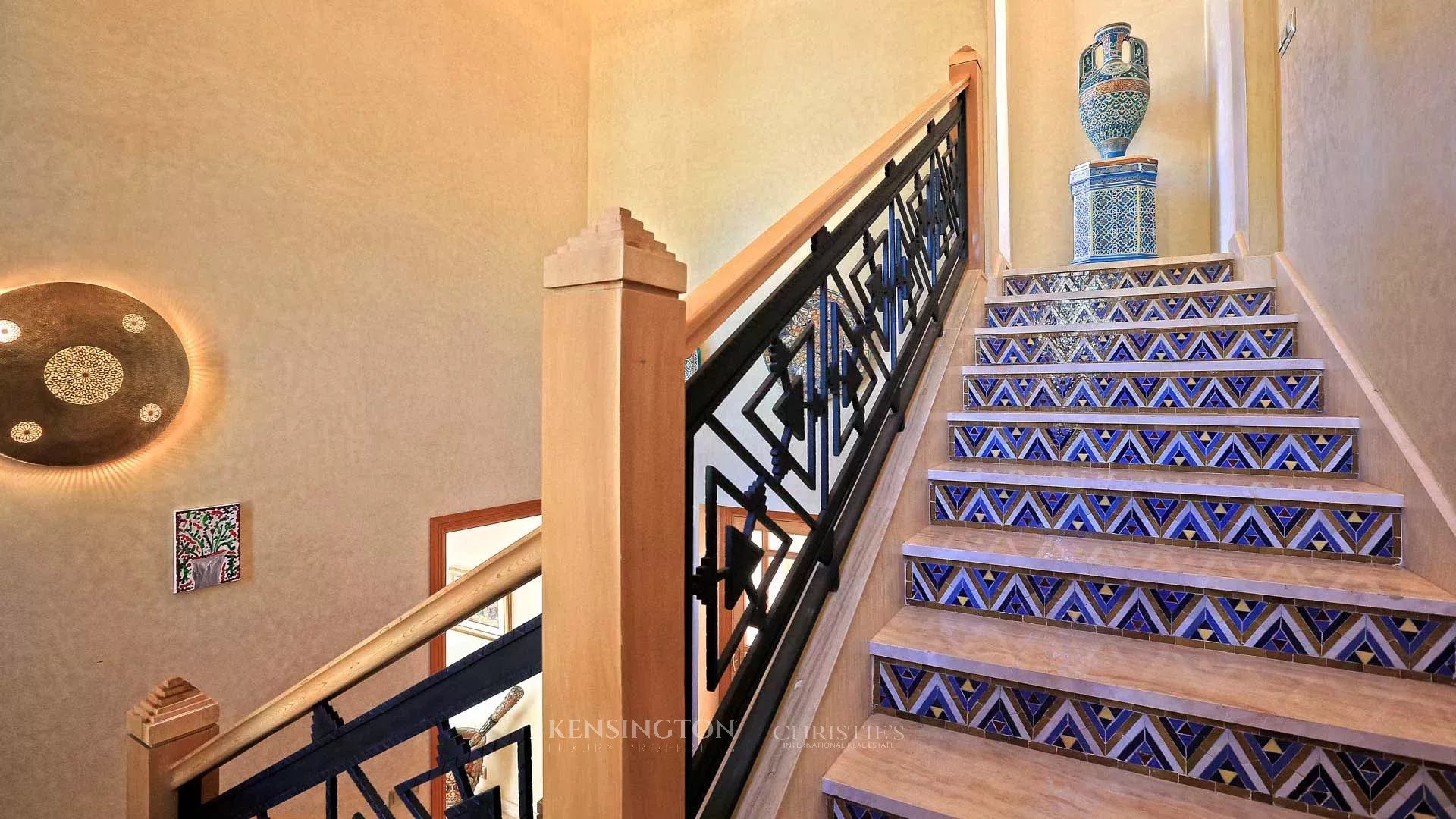 10 Bedroom Villa/Townhouse's Image 47
