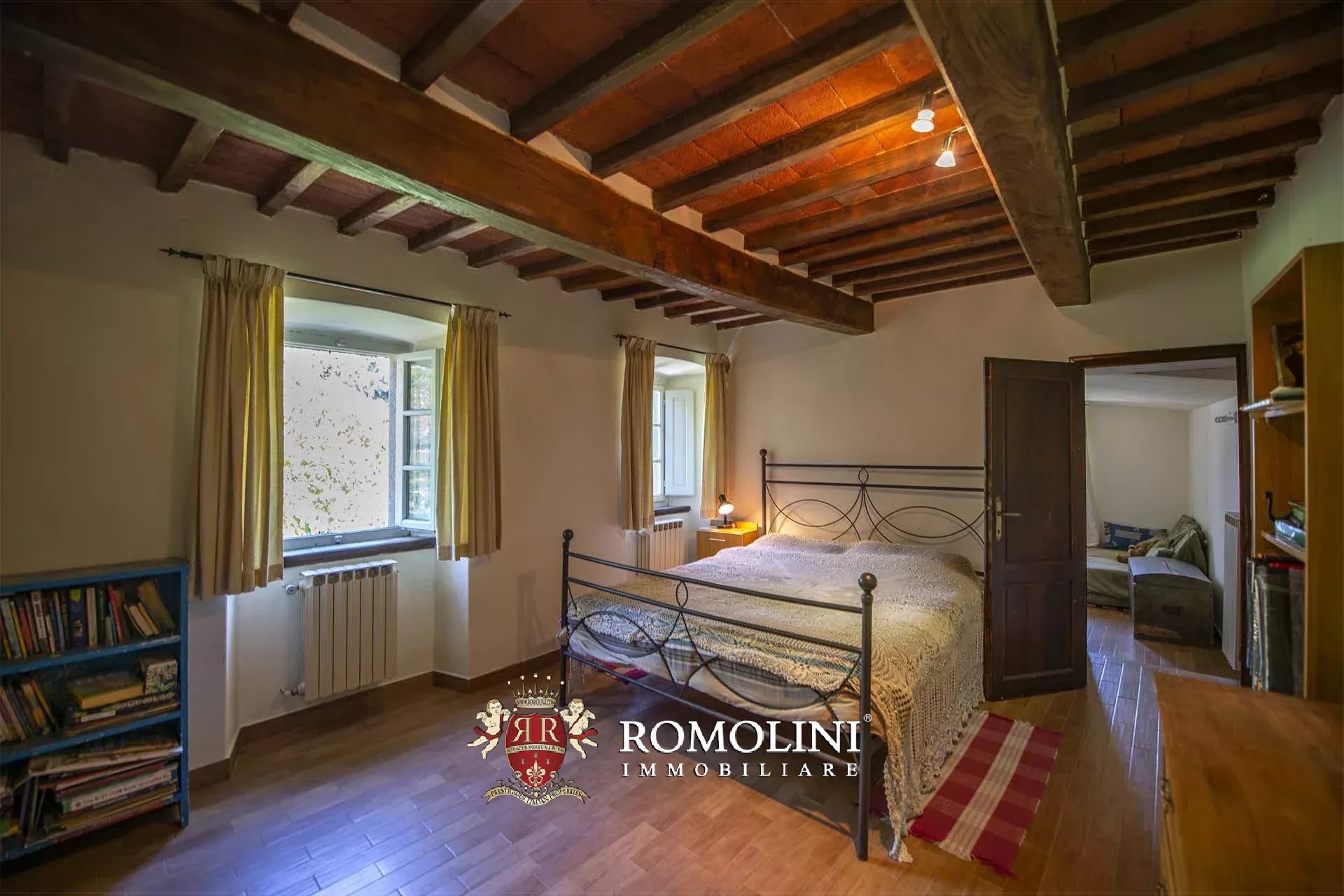 10 Bedroom Villa/Townhouse's Image 78