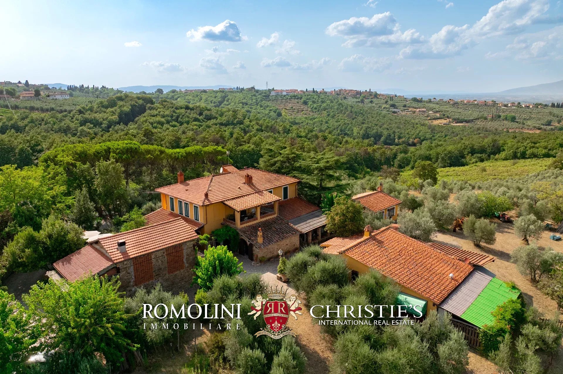 9 Bedroom Villa/Townhouse's Image 16
