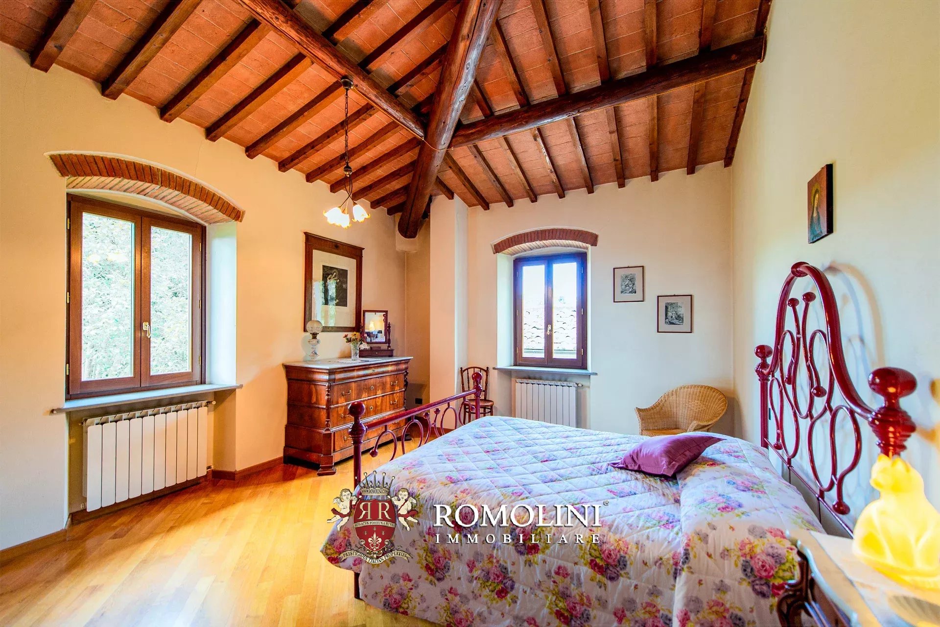 6 Bedroom Villa/Townhouse's Image 37