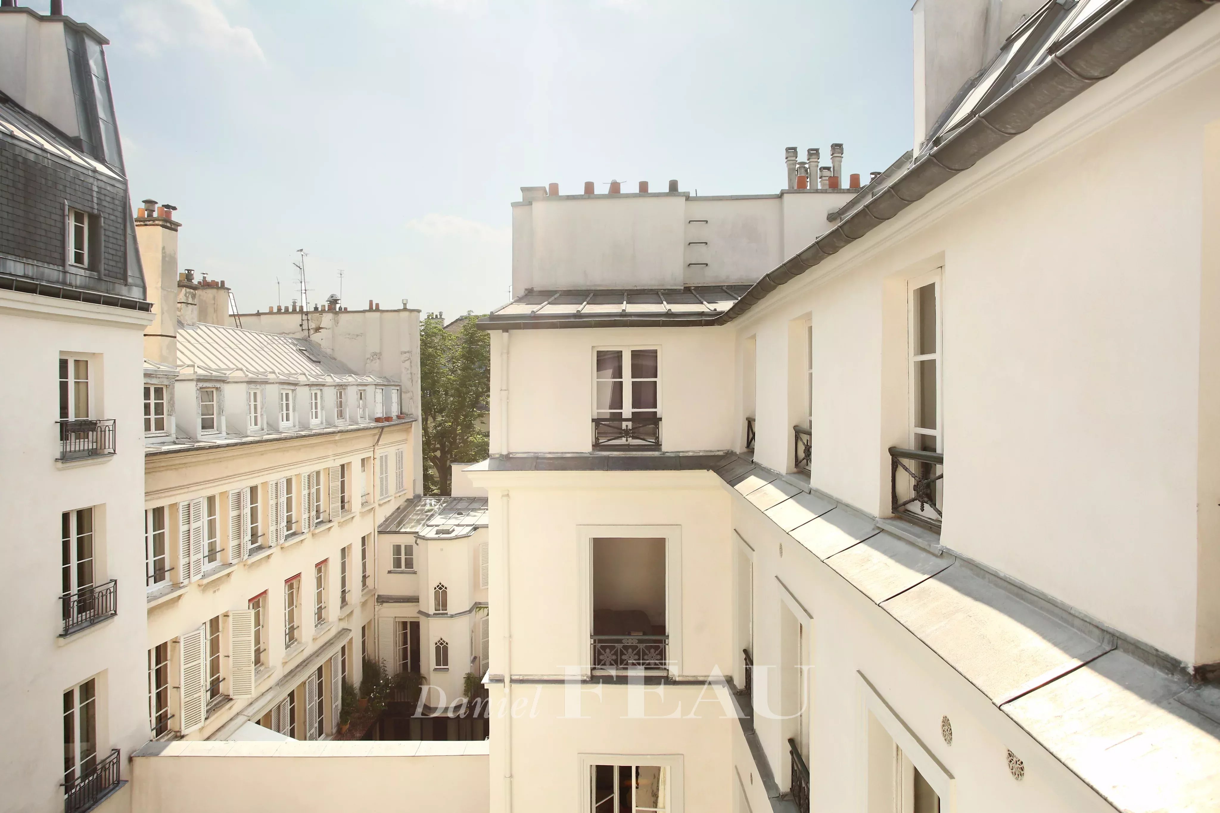 Sale Apartment Paris 7th