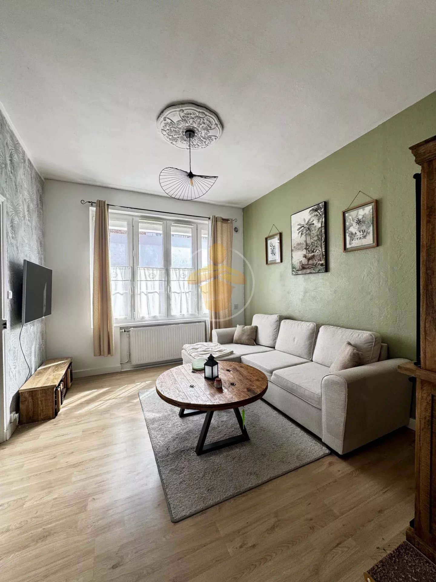 Maison Semi Mitoyenne Secteur La Fere
