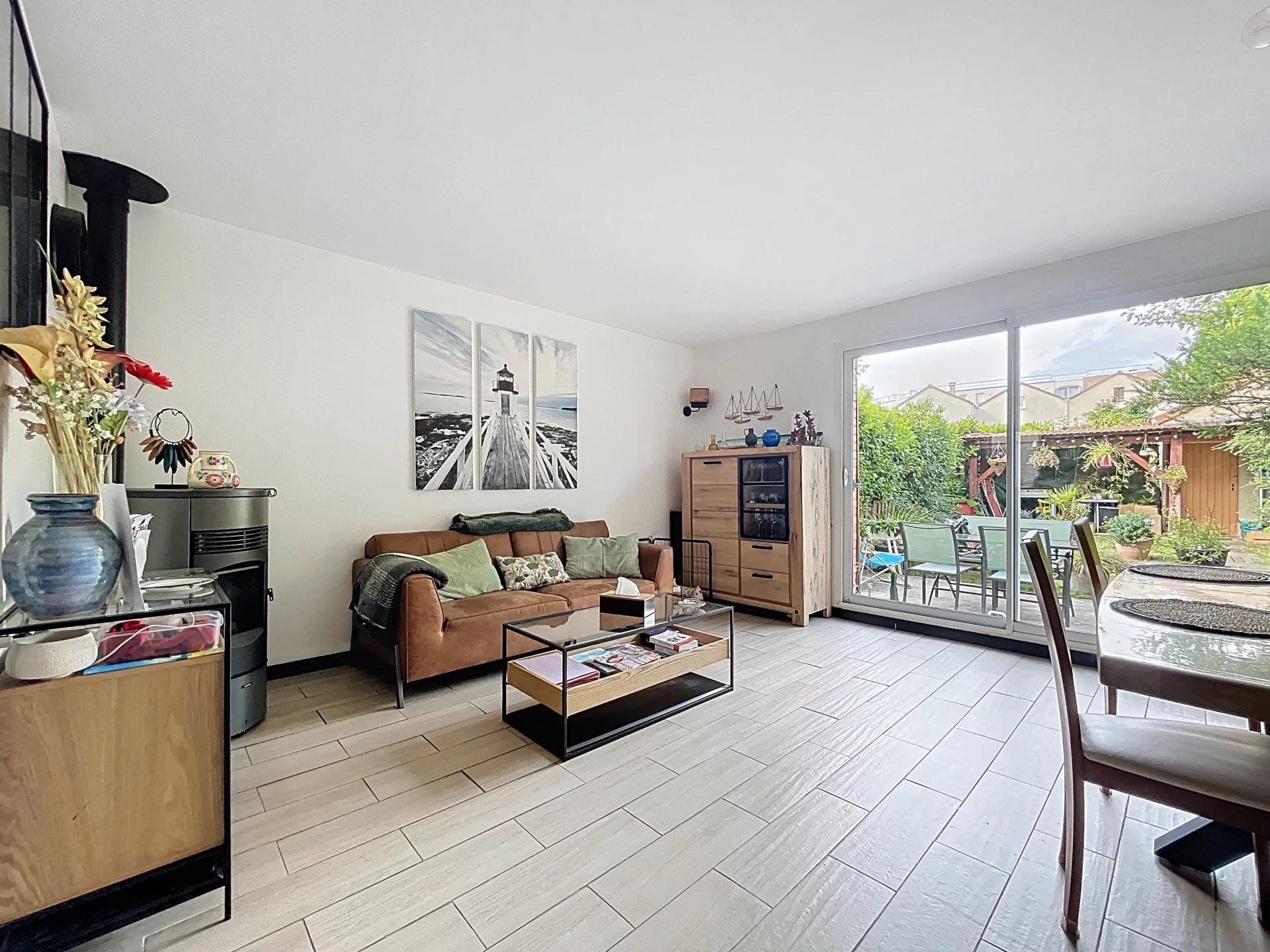 Montigny-le-Bretonneux 78180 – Vente Maison/Villa 6 pièces 5 chambres