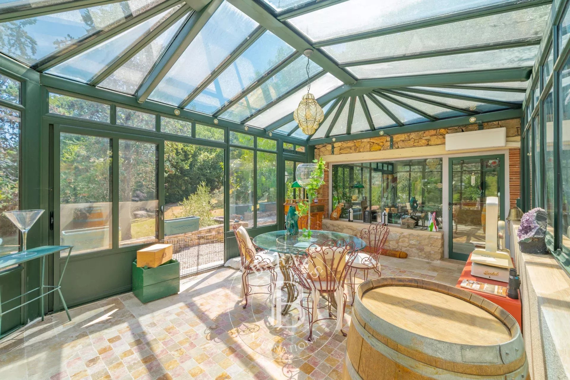 Ev Opio - picture 34