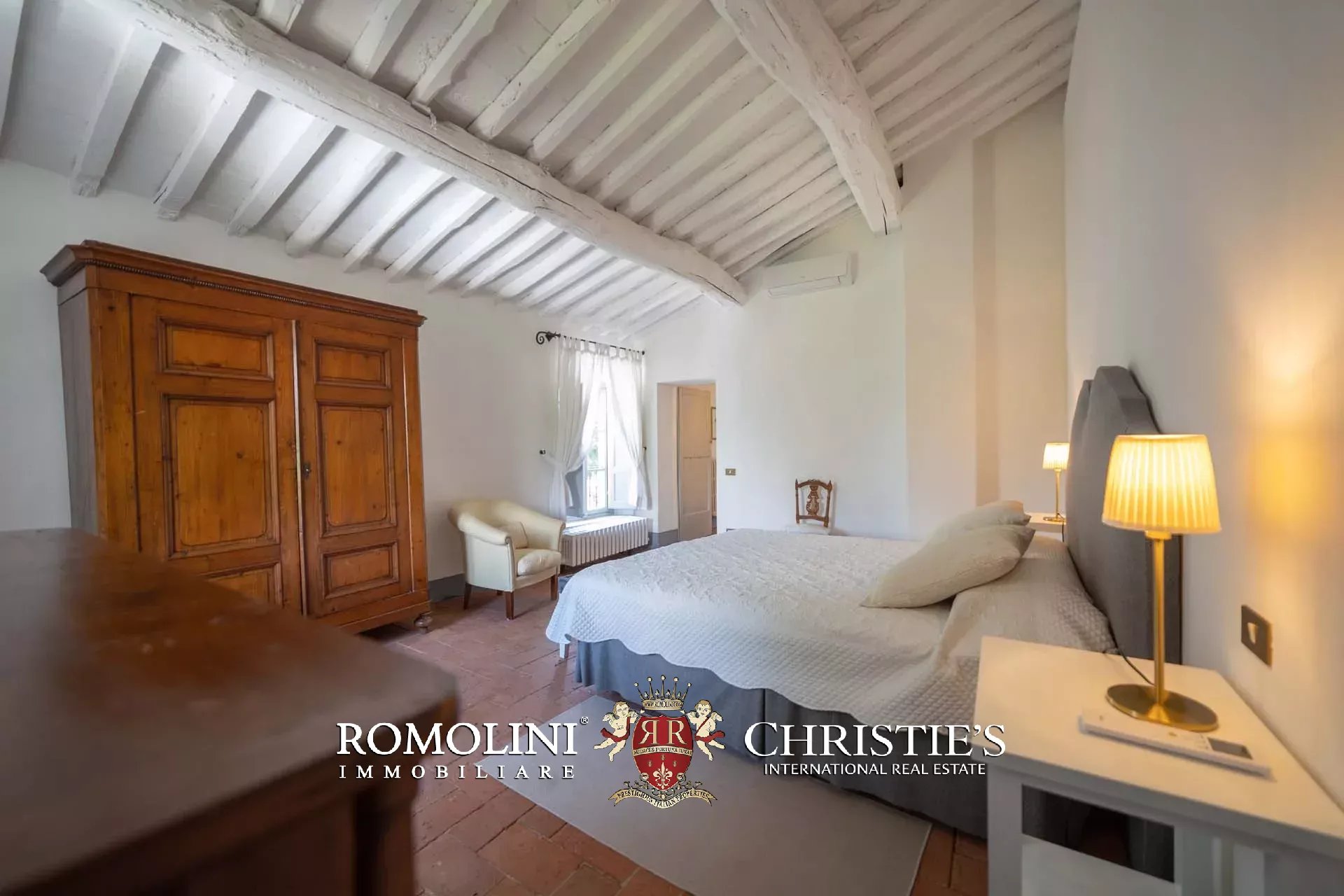 15 Bedroom Villa/Townhouse's Image 76