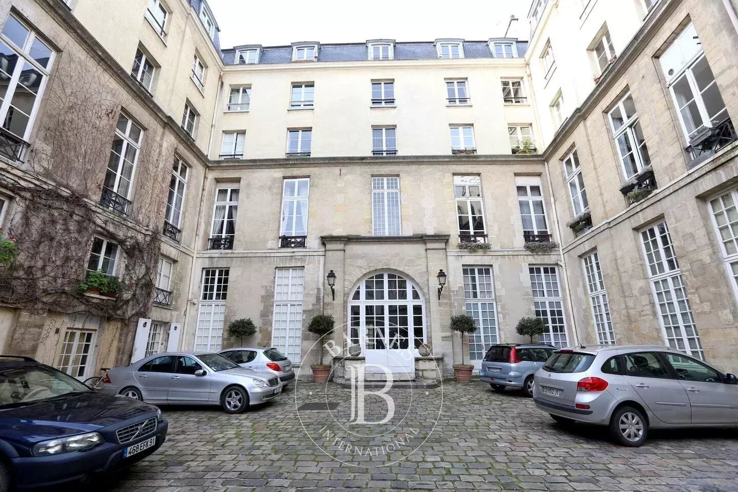 Daire Paris 3ème - picture 14