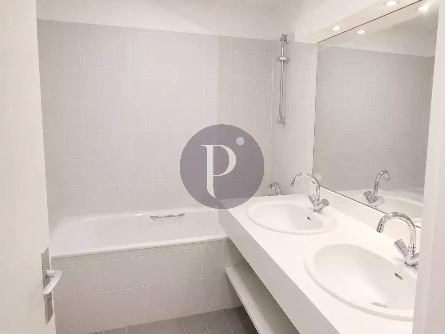 location-appartement-2-pieces-verrieres-le-buisson-83877415
