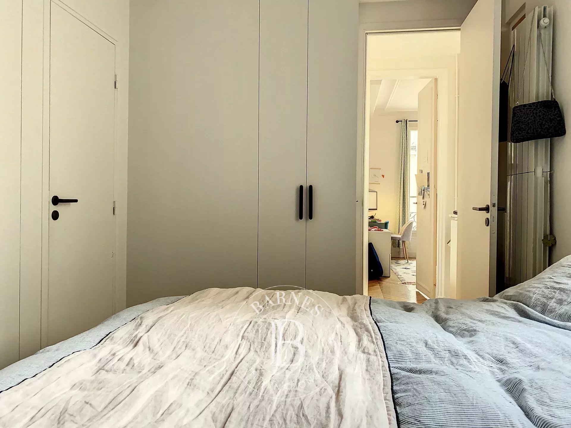 Daire Paris 9ème - picture 11