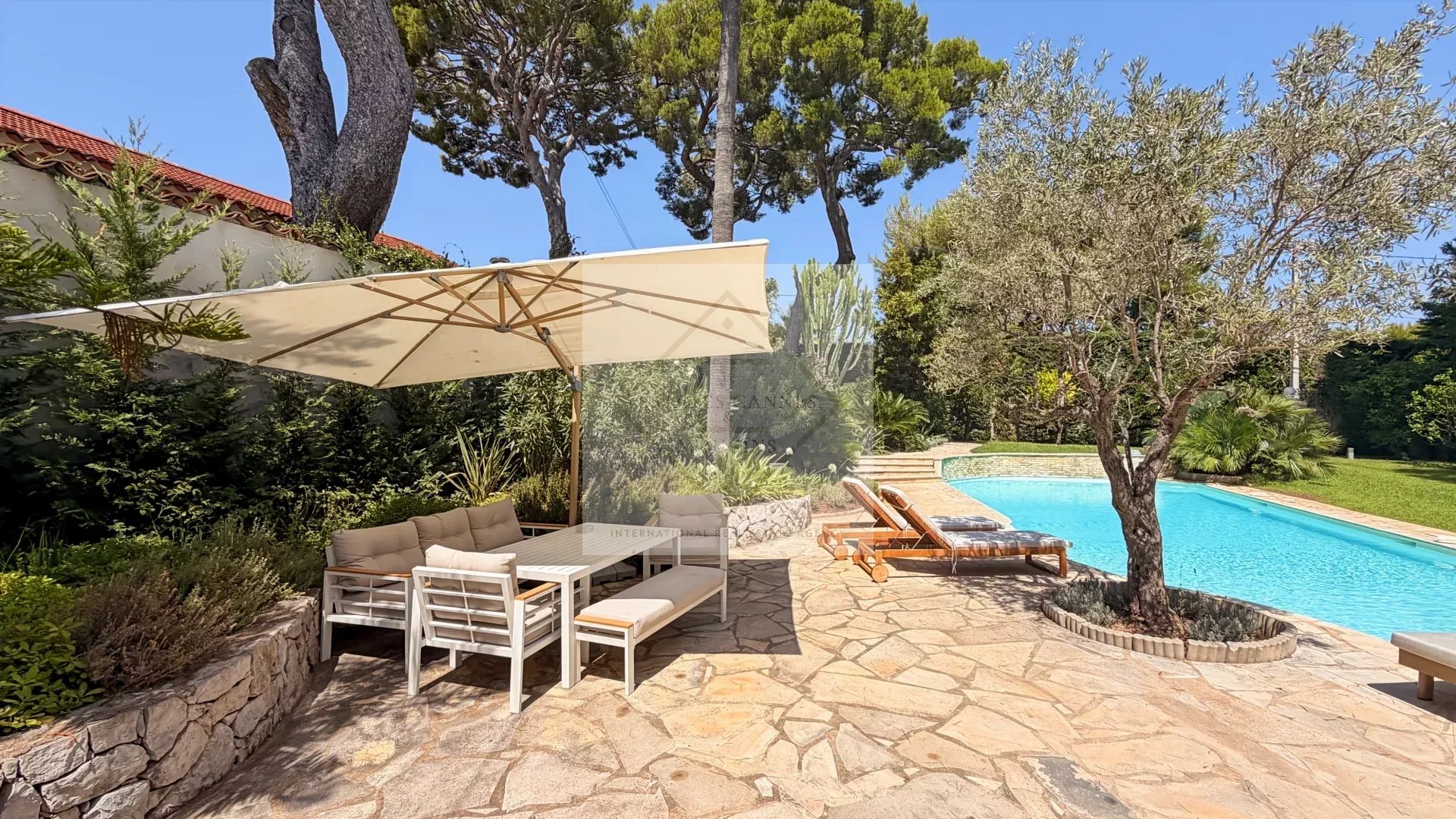 Magnifique villa rénovée au cœur du Cap d’Antibes — photo 2