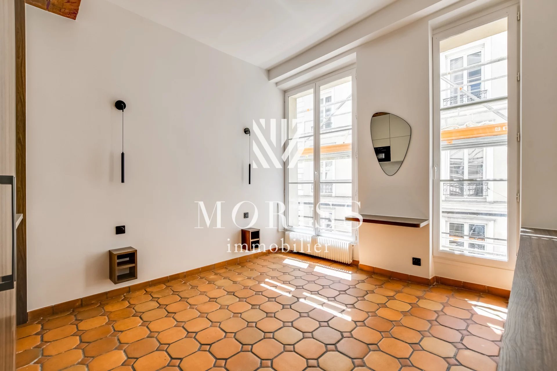 STUDIO-ILE SAINT LOUIS-PARIS 4 - Image 1