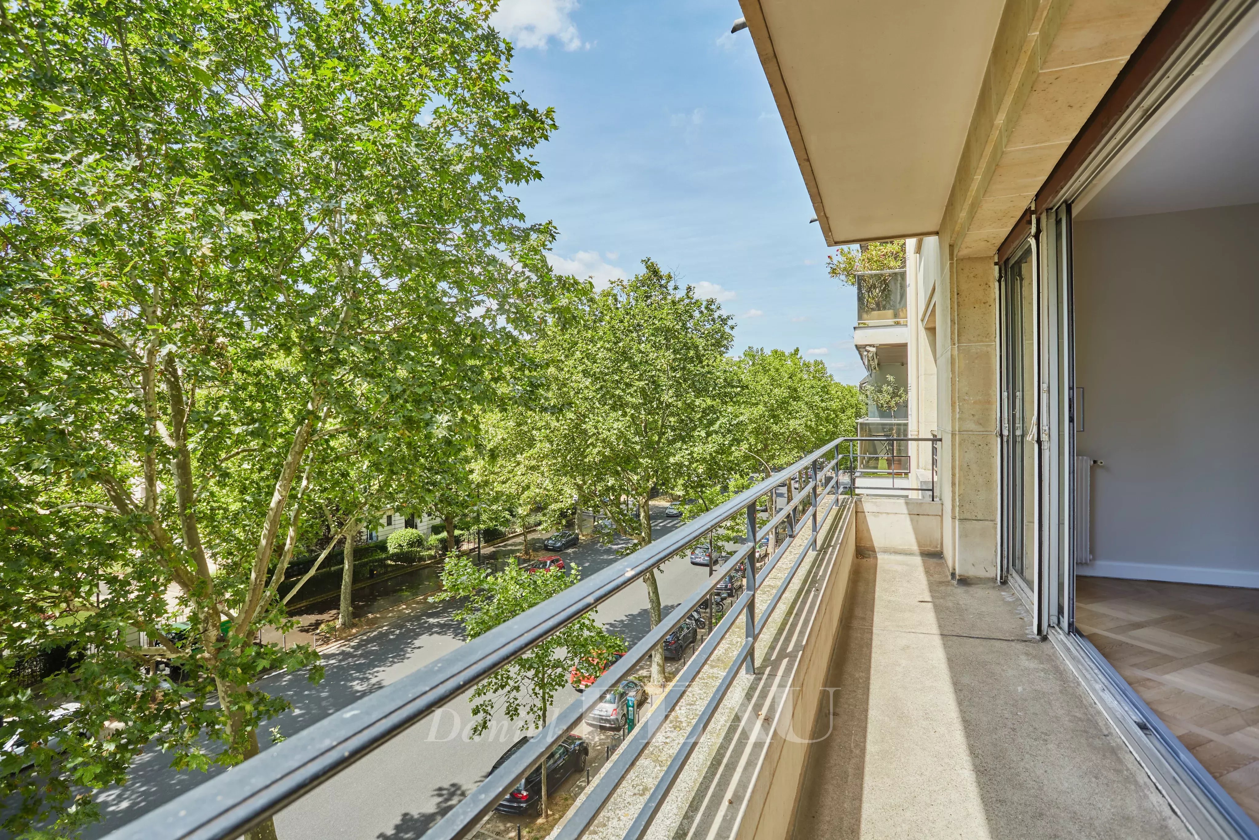 Rental Apartment Paris 16th