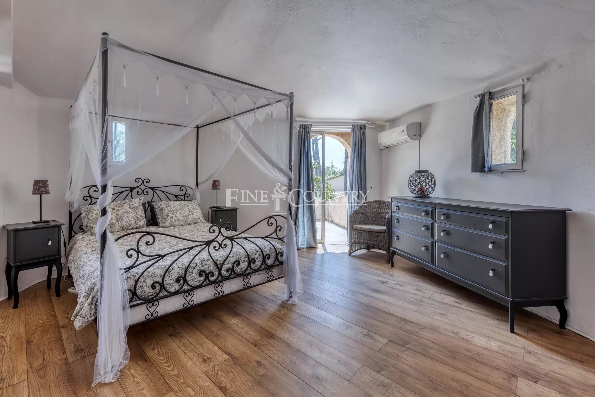 Photo of Villa for sale in Chateauneuf close to Valbonne village